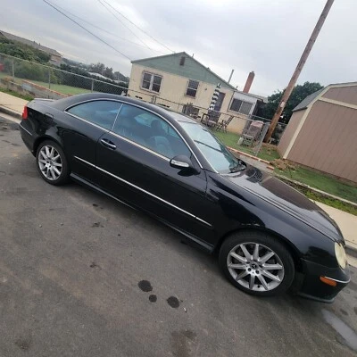 2005 mercedes-benz clk500 base coupe 2-door 5.0l - Image 1 of 4