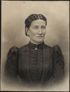 1904-ANTICO E RARO DISEGNO A CARBONCINO-RITRATTO FEMMINILE-FIRMATO-ORIGINALE - Imagen 1 de 1