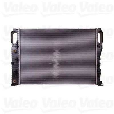 Подлинный радиатор VALEO 2005-2006 Mercedes-Benz E320 (VSOE2907) 732855 - Изображение 1 из 3