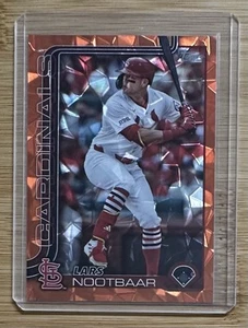 2025 Topps Serie 1 Lars Nootbaar Orange DIAMANTE FOIL /25 #203 Cardinals - Foto 1 di 3