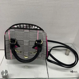 Luv Betsey CrossBody Bag zipper Closure - Picture 1 of 8