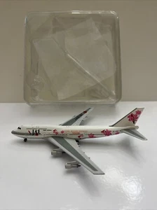 1:400 Gemini Jets JAL B 747-300 Special OKINAWA RESORT Livery Sample Model - Picture 1 of 5