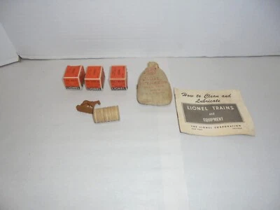LIONEL LOT OF VINTAGE PARTS SOME RARE - Image 1 of 3