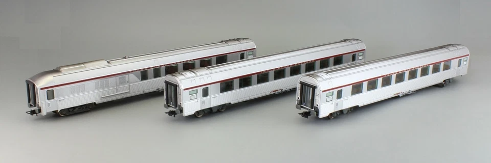 JOUEF HJ4144 Set “TEE L’Arbalète”, 3 carrozze Mistral 69, SNCF - Immagine 1 di 1