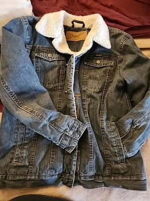 Chaqueta vaquera forrada Wrangler Sherpa juvenil L Foto 1 de 4