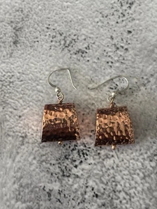 Handmade Hammered Copper Dangle Earrings – Artisan Curved Design, Boho Chic - Picture 1 of 1