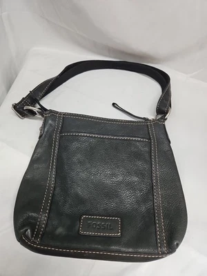 Fossil 黑色/炭灰色仿旧鹅卵石皮革斜挎包钱包 — 第 1/4 张图片