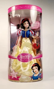 Disney Snow White Porcelain Doll NRFB Starlit Collection 14 inches - Picture 1 of 6