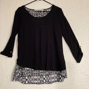 Gibson Womens M Black pullover top with white pattern One piece 3/4 roll tab - Picture 1 of 11