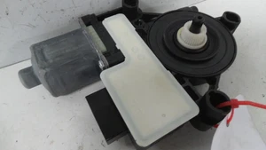 FENSTERHEBERMOTOR RECHTS Volkswagen Golf VII (AUA) 2019 5Q0959812D / 5Q0959812 - Bild 1 von 1