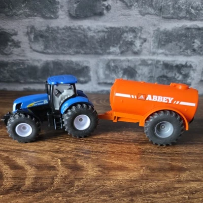 Siku New Holland Tractor Abbey Vacuum Tanker - Image 1 of 4