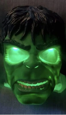 MARVEL INCREDIBLE HULK ~ GLOW MASK ~ GREEN EYES LIGHT UP ~ HALLOWEEN - Image 1 of 4
