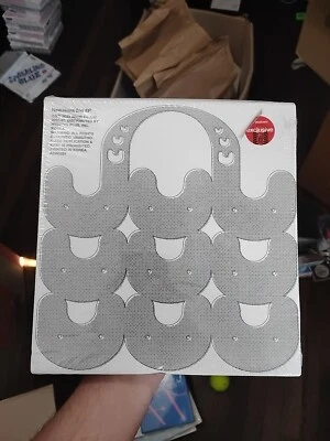 New Jeans Get Up CD Bunny Beach Bag Black Version 2nd EP  K Pop Band - Image 1 of 2