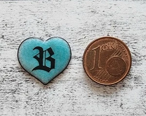 Emaille Vintage Herz Buchstabe B türkis 1970er Geschenk Name Freundin Retro Mini - Picture 1 of 3