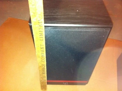 Altavoces Estantería SB Modelo 30 Modelo30 Negro 15" Alto Hecho en Canadá Foto 1 de 4