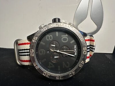 Часы с хронографом Nixon The 51-30 серебристые/черные - Изображение 1 из 4