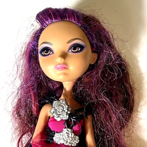 Ever After High Briar Beauty Thronecoming Doll 2012 Mattel - Picture 1 of 5