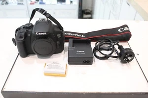 Canon EOS 700D DSLR Camera Body Only w/ Charger + Battery - Picture 1 of 16