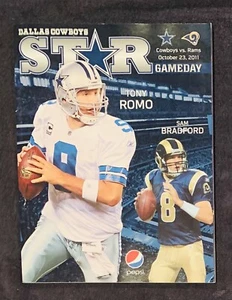 10.23.2011 TONY ROMO Dallas Cowboys Star Gameday Program SAM BRADFORD Stl. Rams - Foto 1 di 2
