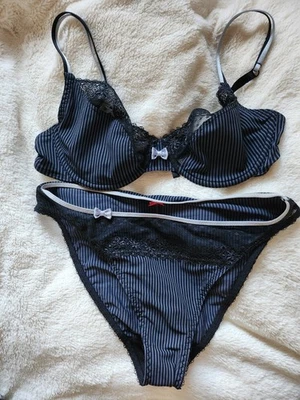 Zauberhaftes Passionata BH-Set 75 B, Slip 36, Bügel BH ohne Polster, getragen - Bild 1 von 4