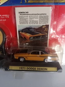 Johnny Lightning 1971 Dodge Demon 340 Gold '71 30th Anniversary Coin - Bild 1 von 4