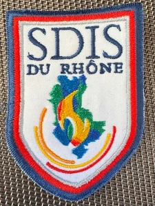 ECUSSON PATCH SAPEURS POMPIERS SDIS DU RHONE (ÉCU 86) - Picture 1 of 2