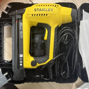Grapadora/clavadora Brad eléctrica con cable Stanley Elektronagler 6-TRE650-enchufe UE - Imagen 1 de 8