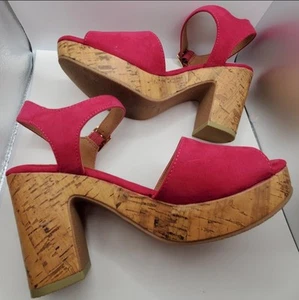 American Eagle Payless SIZE 7 Trolley fuchsia block heel sandal New In Box - Picture 1 of 7