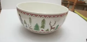 Ceramic bowl, Deer, bear,squirrel, trees red green -cereal, popcorn, cute - Picture 1 of 7