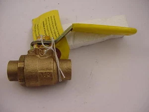 Milwaukee Ball Valve 1/2" Sweat 600 WOG BA150S6SA Brass Ships Compra el mismo día - Imagen 1 de 4