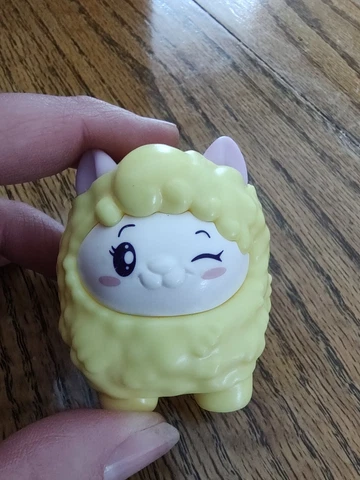 Pikmi Pops Jelly Dreams McDonald's Happy Meal Toy Yellow Llama 2020 Cover