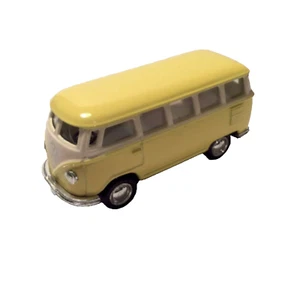 Autobús clásico Volkswagen Kinsmart 1962 amarillo diecast escala 1:64 - Imagen 1 de 3