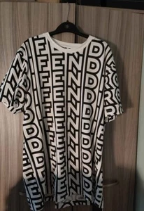 Men's Fendi T shirt XXL - Picture 1 of 3