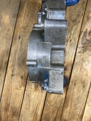 Yamaha YZ125 1999 2000 OEM MOTOR IZQUIERDO CÁRTER CÁRTER BLOQUE CÁRTER  Foto 1 de 4
