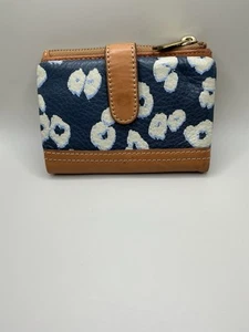 A Very Rare HTF Vintage Floral Print Leather HTF Fossil Zip Wallet - Picture 1 of 3