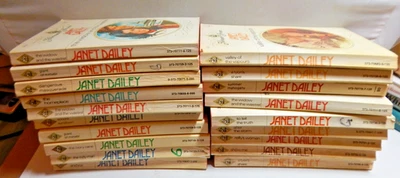 Janet Dailey Vintage Romance Red Edged Paperback Lot Of 19 Harlequin 1970s Foto 1 de 4