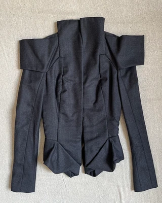 Chaqueta Estructural Muestra Bottega Veneta Estado Inmaculado Rara Talla 40 Foto 1 de 4