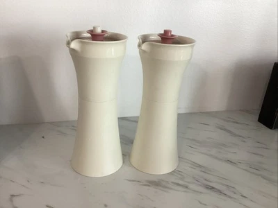 Tupperware Set Cruet Olio E Aceto Avorio/Rosa - Immagine 1 di 3