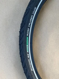 Cycling Tire -Schwalbe Green Compound Road Cruiser Bike Tire 26 x 1.75" - Picture 1 of 2