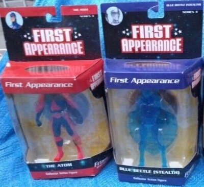 Lote de figuras de acción DC Direct primera aparición MIP The Atom & Stealth Blue Beetle Foto 1 de 4