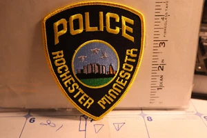 police patch ROCHESTER POLICE MINNESOTA - Picture 1 of 1