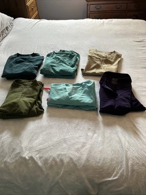 Lot Of 6 SetFigs Women’s Scrubs XXS. Various Colors/ Styles. Please See Pictures - Image 1 of 4