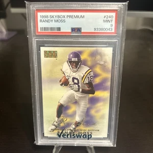 Tarjeta de novato Skybox Premium Randy Moss 1998 RC #240 como nueva - PSA 9 - Imagen 1 de 2