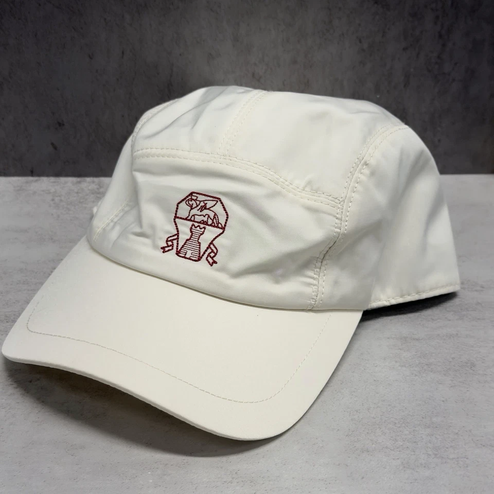 Gorra de béisbol ligera Brunello Cucinelli para hombre con logotipo rojo crema Foto 1 de 4