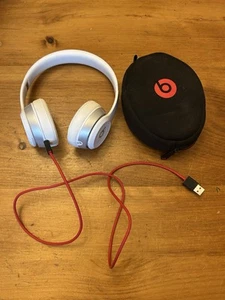 Beats By Dre Wireless Solo 2 White TESTED - Picture 1 of 8