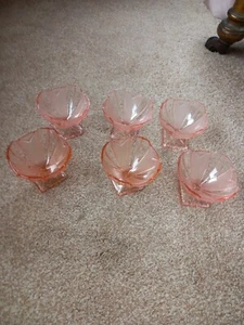 Art Deco Pink Glass Dessert Dishes. Set Of 6 Vintage 1950s  Dessert Dishes - Picture 1 of 6