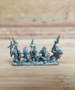 Lizardmen B Temple Guard Saurus 10 mm miniaturas detalladas Warhammer warmaster - Imagen 1 de 2