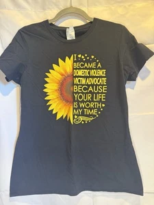 Domestic Violence Advocate, T-Shirt, Damen Größe M - Bild 1 von 3