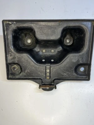 03-07 Bandeja Batería Nissan 350Z 64866-AL500 Foto 1 de 4