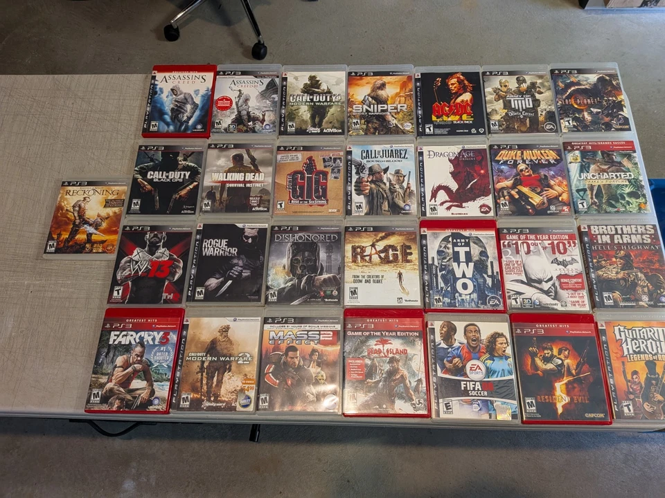 Лот из 29 видеоигр PS3 Action Shooter RPG Call Of Duty Resident Evil Batman  - Изображение 1 из 4